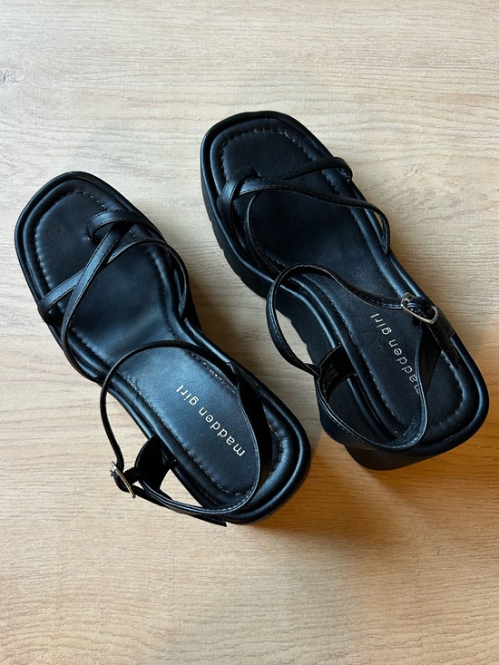 Madden Girl Shoes - Madden Girl Women’s Black Strappy Square-Toe Heeled Sandals Size 9